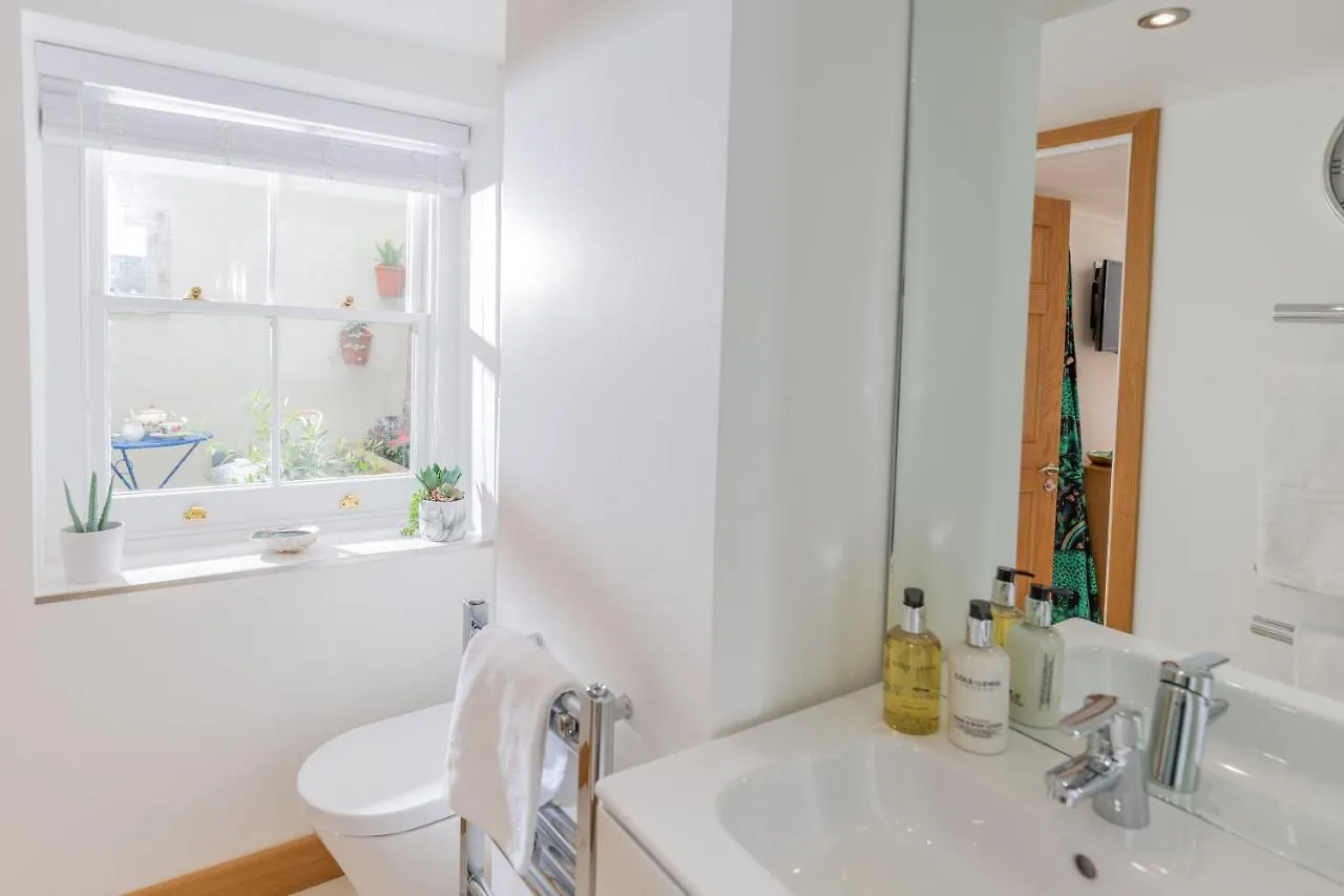 17 Rodney Road - Luxury Apartments Cheltenham United Kingdom
