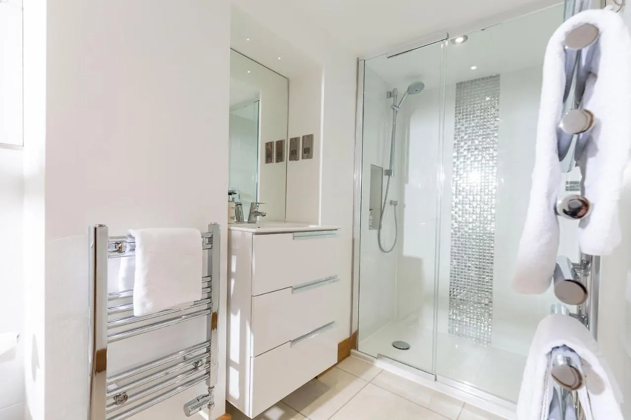 17 Rodney Road - Luxury Apartments Cheltenham 0*,  United Kingdom